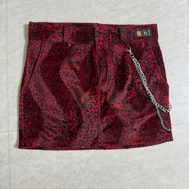OMIGHTY Red Leopard Skirt