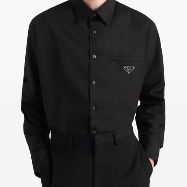 프라다 메인 포켓 코튼 셔츠