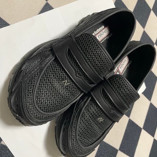 뉴발란스 1906L 블랙 탑 팬텀