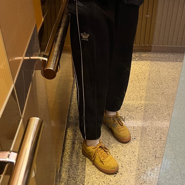 슈프림 크라운 트랙팬츠