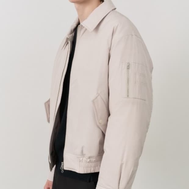 던스트 클래식 봄버 자켓 에크루