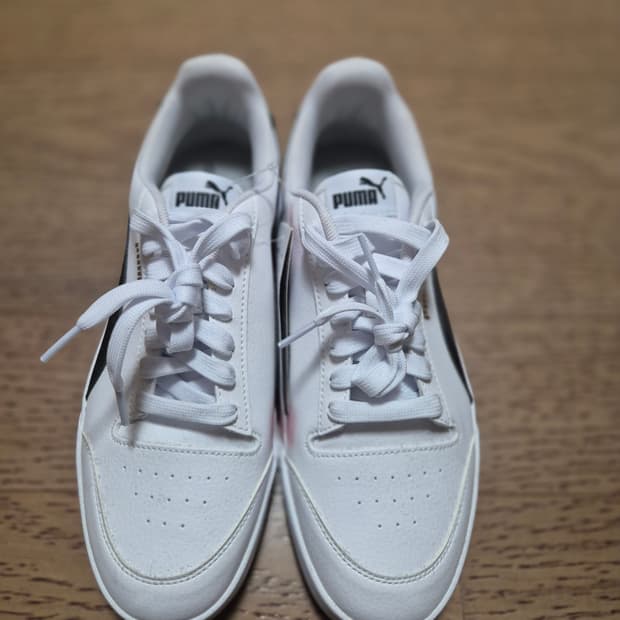 퓨마 셔틀 화이트 블랙 280