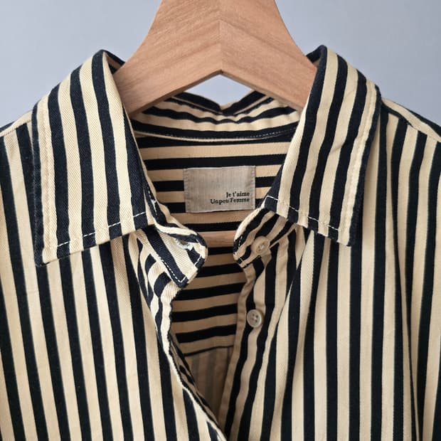 Je l’aime Unpeu Femme 스트라이프 셔츠