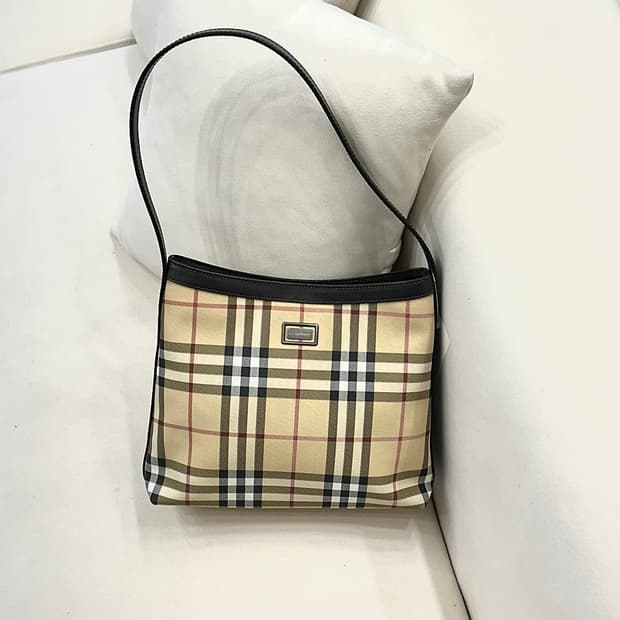 버버리 노바체크 숄더백 (정품)