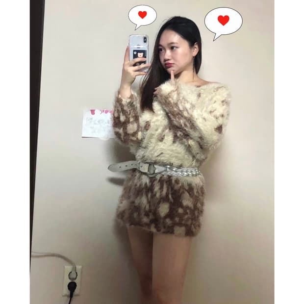 선물을 고르며 니트 📨 