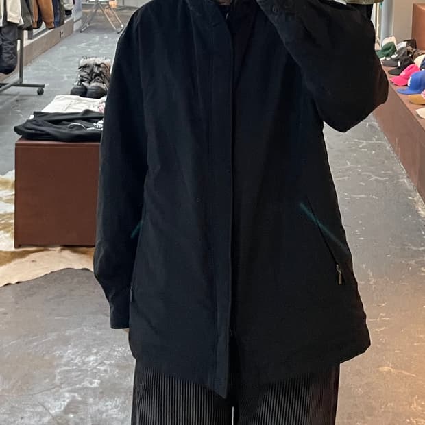 입생로랑 내피 패디드 블랙 자켓 H1767