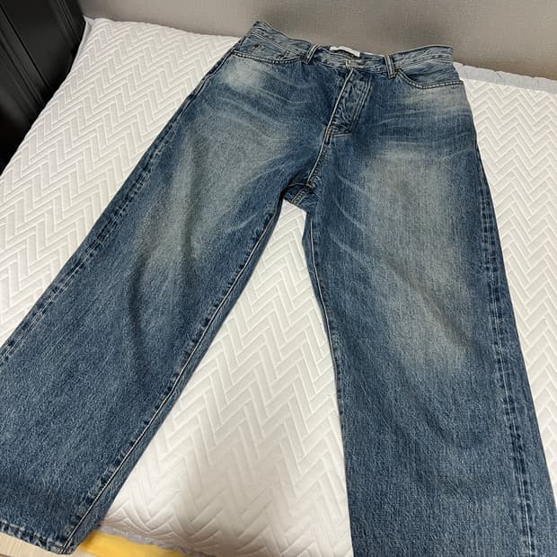 24FW 아워셀브스 와이드 테이퍼드 데님 1사이즈 워시드 블루 판매
