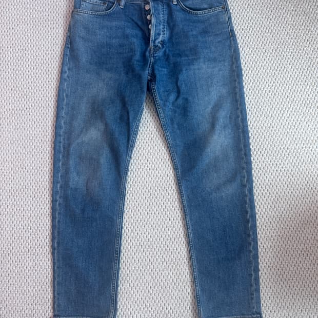 아크네 리버진 중청