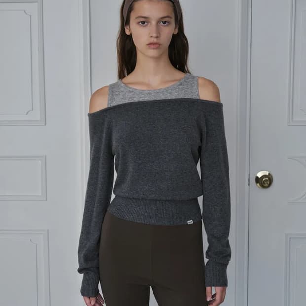 시메트릭퍼센트 컬러 믹스 오프숄더 니트탑