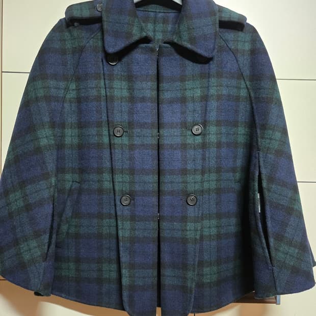 더렉램 체크패턴 케이프 모 코트