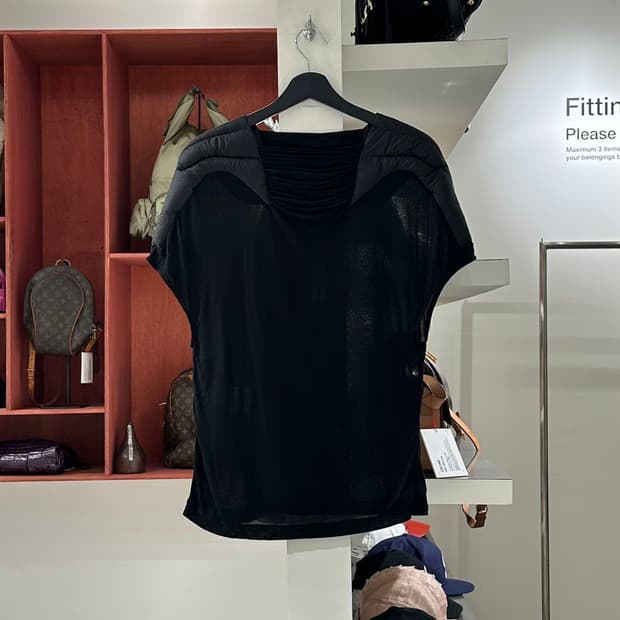 릭 오웬스 블랙 21fw 패디드 숄더 하프 티셔츠