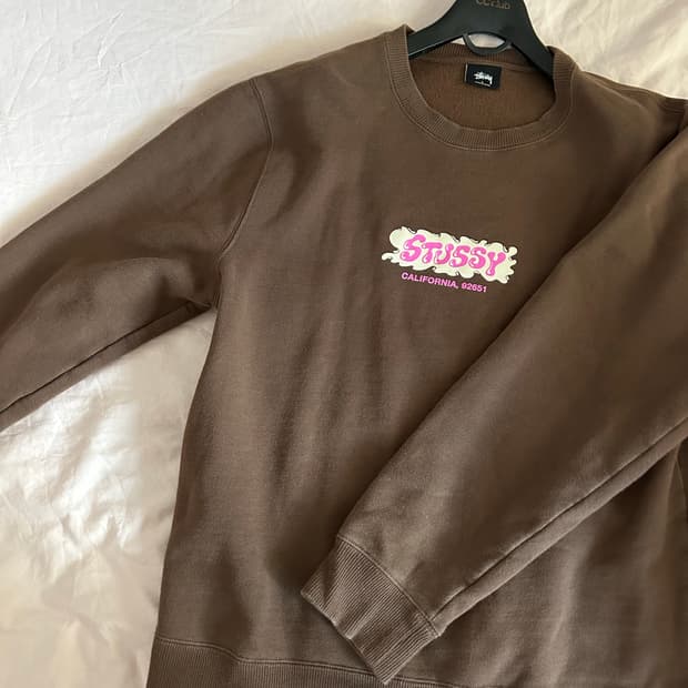 스투시 브라운 맨투맨