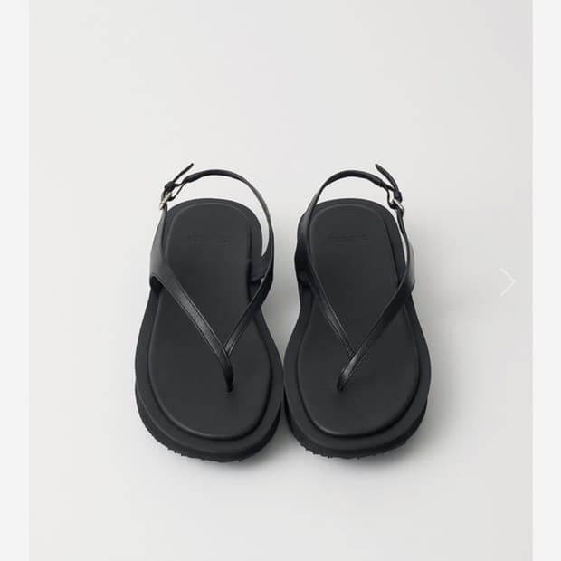 얼바닉30 클라우디샌들