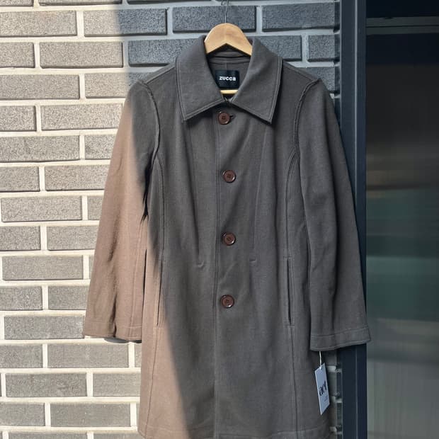 ZUCCA 빅 버튼 롱 코트