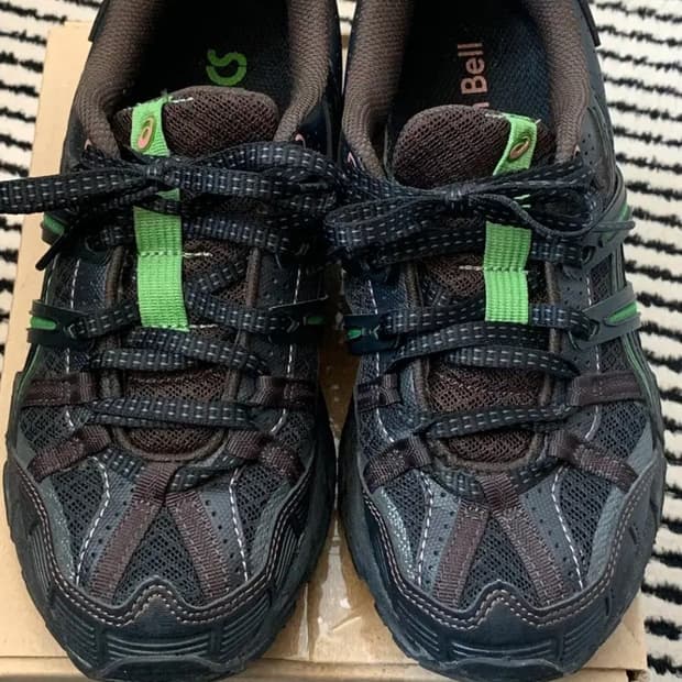 아식스 앤더슨벨 블랙