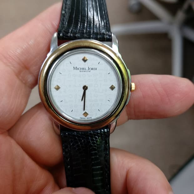 미쉘 조르디 남성 도마뱀 가죽 시계