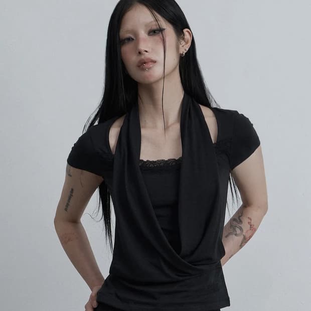 레이스 카울넥 티셔츠 블랙 OS