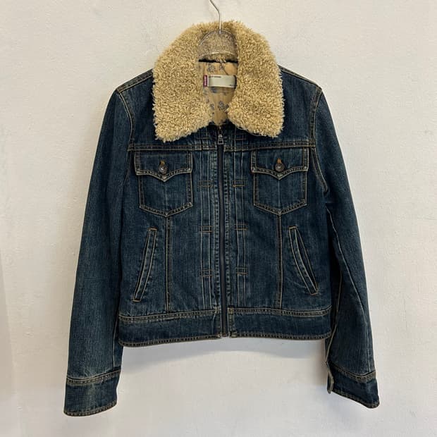 Levi's Fur Collar Denim Jacket