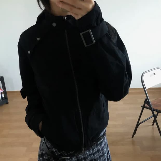 플레이스 스튜디오 하이넥 스탠다드 스트랩 비조 포인트 블루종 집업 자켓