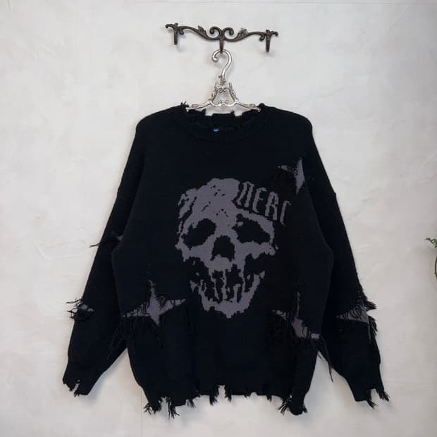 Aelfric Eden distressed skull sweater 