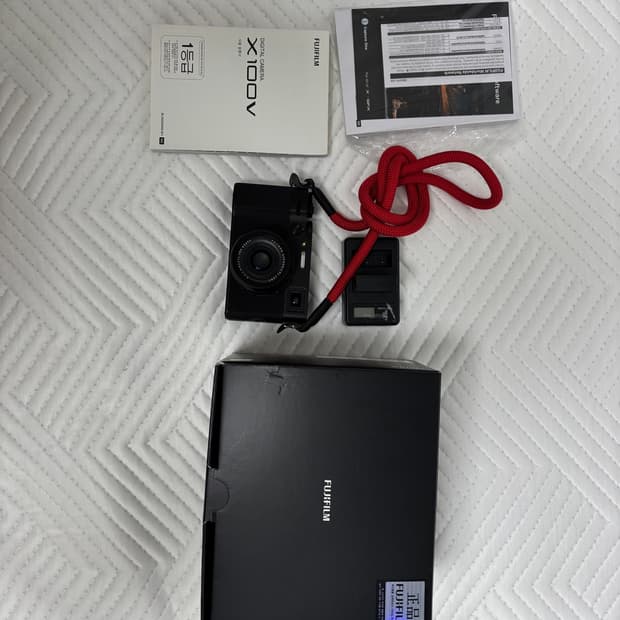 후지필름 x100v