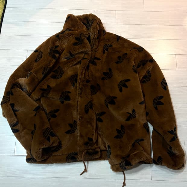 아디다스 브라운 퍼 후리스 자켓 L