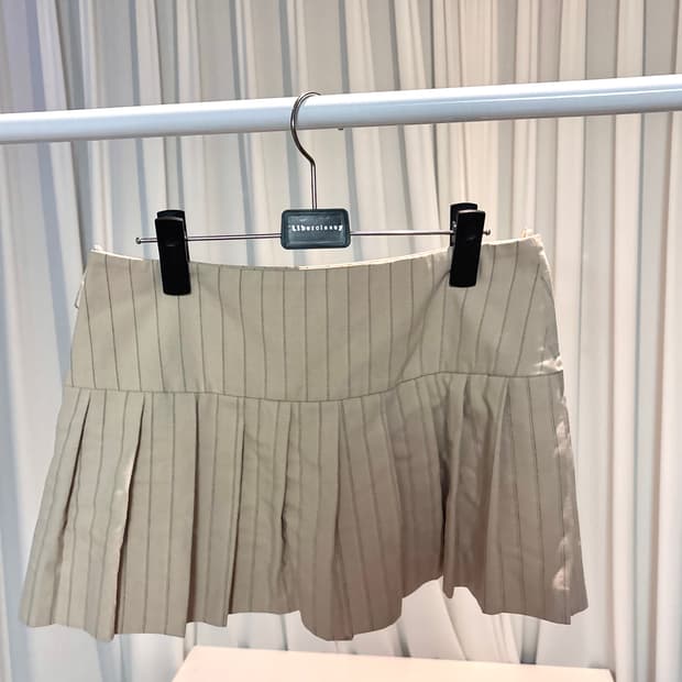 자라 스프라이트 로우라이즈 치마