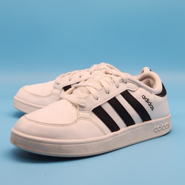 oo 아디다스 브레이크 넷 운동화250 