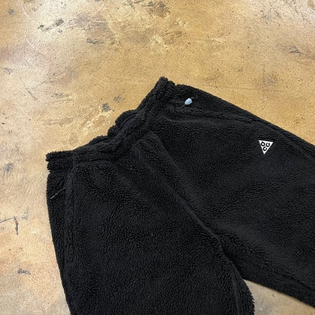 [정품/L] 나이키 ACG 플리스 조거팬츠 블랙 b15