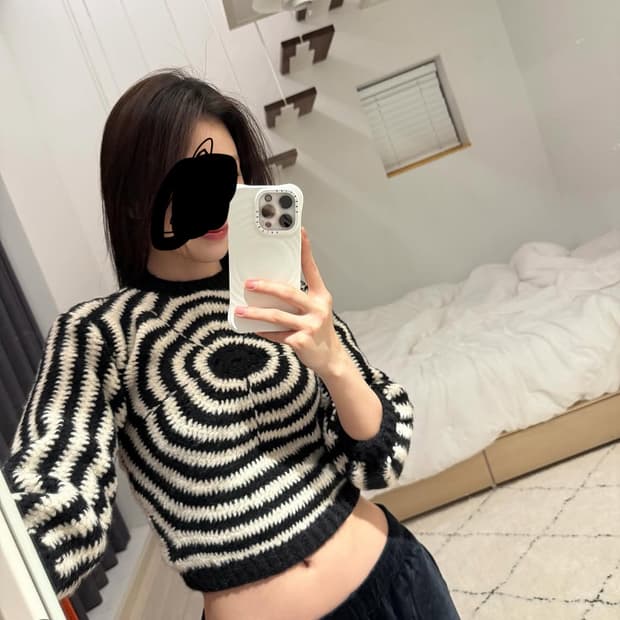 Tach clothing 타치클로딩 Antar crochet top