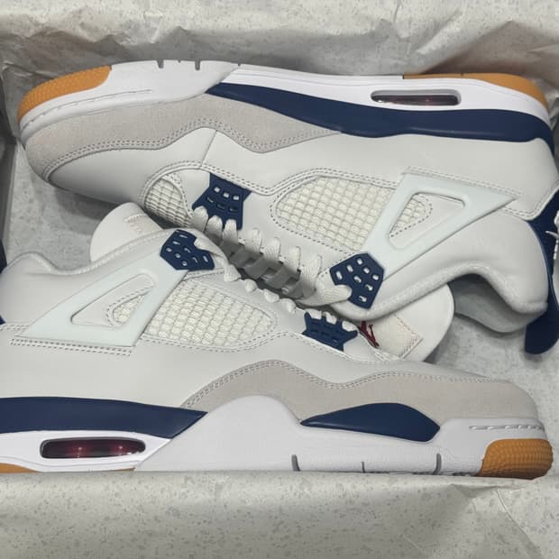 나이키 조던 4 SB 네이비(290)