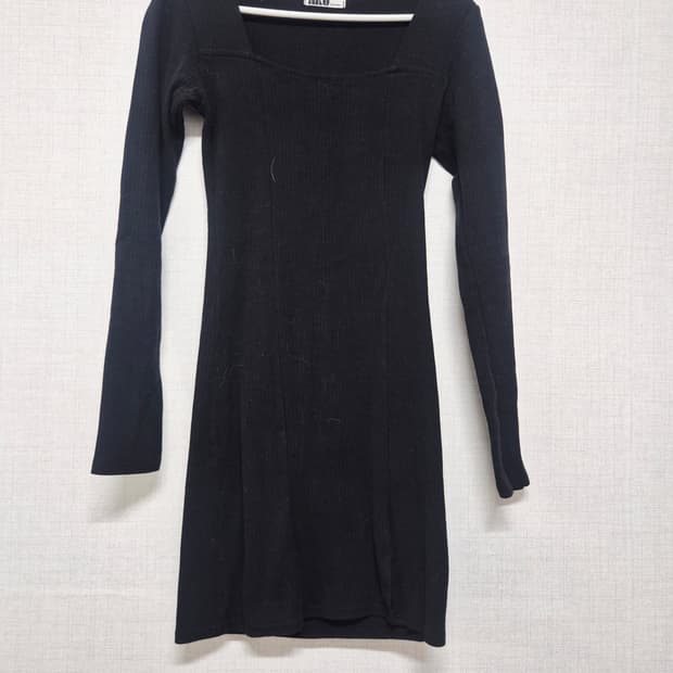 블랙 미니 원피스