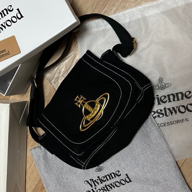비비안웨스트우드 크로스백 코튼백 블랙