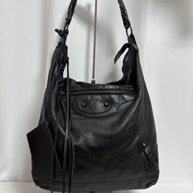 발렌시아가 데이 모터백 블랙