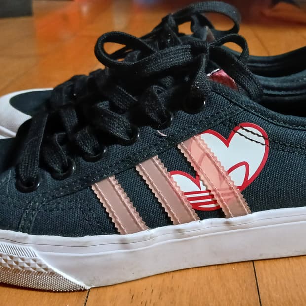 아디다스 니짜 발렌타인 데이 230