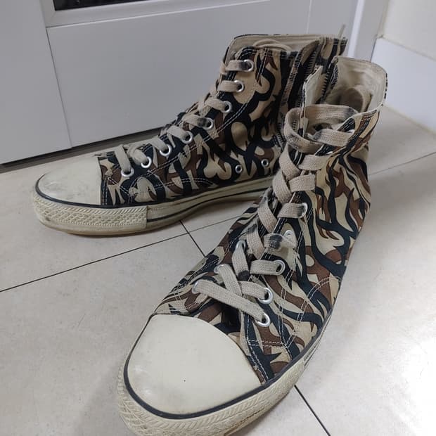 넘버나인 2004aw 트라이벌 카모 스니커즈