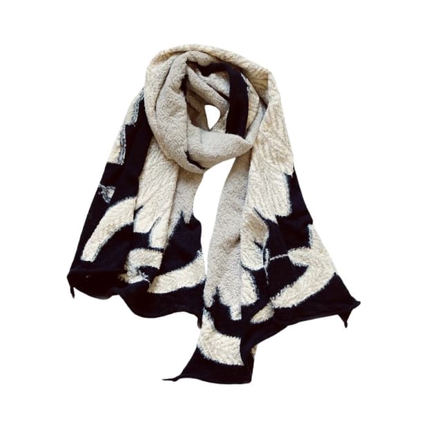 캐피탈 축융울 이글 페더 머플러