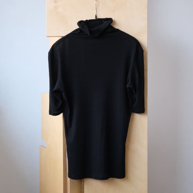 ISSEY MIYAKE Turtleneck