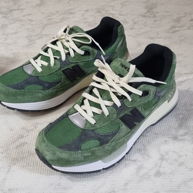 뉴발란스 자운드 992 모시그린 275