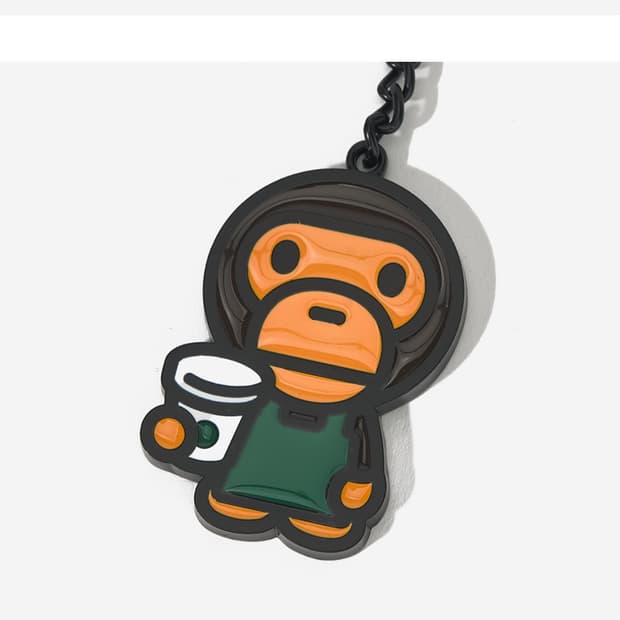 베이프 베이비 마일로 스타벅스 키링