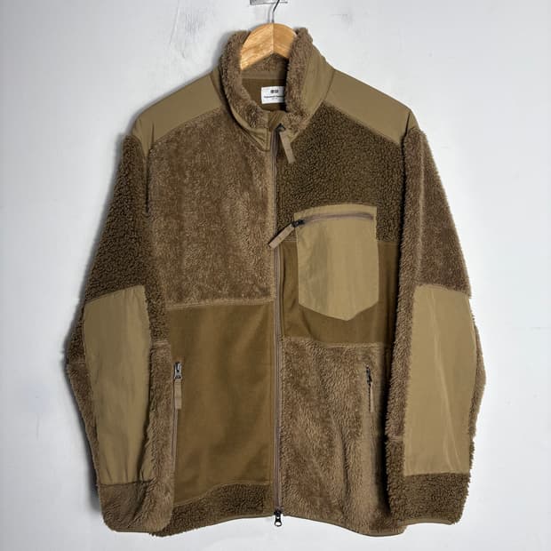 UniploXEngineered garments 유니클로 콜라보 후리스