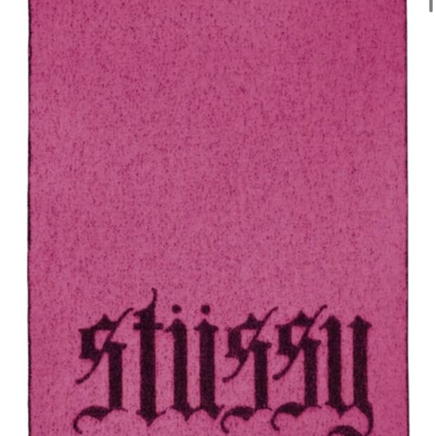 스투시 올드 잉글리쉬 블랭킷 핑크