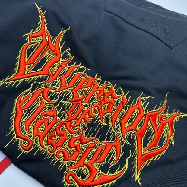 준지 자수 맨투맨 M사이즈