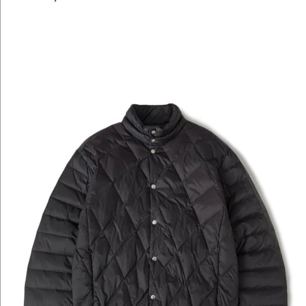 해칭룸 경량패딩