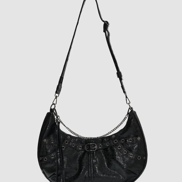 메종미네드 아일렛 레더 새들백 블랙