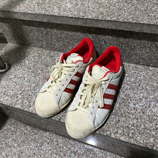 아디디스 슈퍼스타