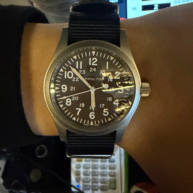 해밀턴 카키필드 메카니컬 38mm