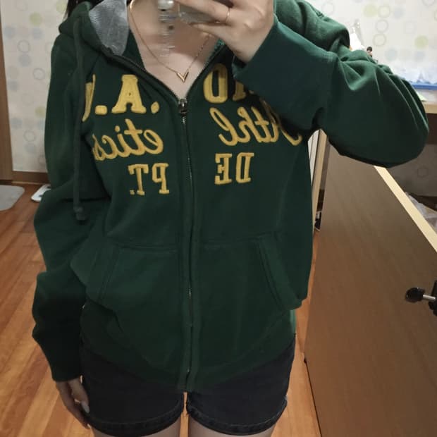 후아유 딥그린 후드집업
