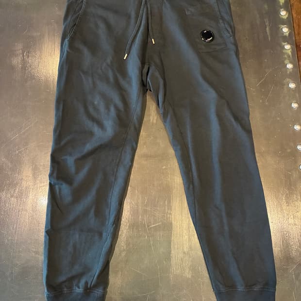 L) CP컴퍼니 렌즈 스웻팬츠 조거팬츠 블랙