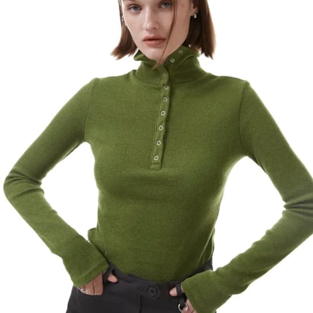 빈티지 카라 버튼 폴라티